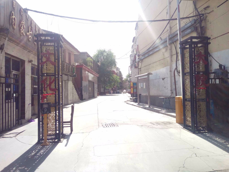 通道街小区图片