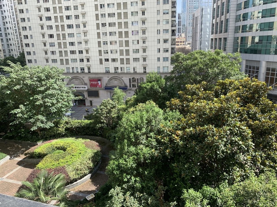 上海中福城三期北楼二手房房源图片