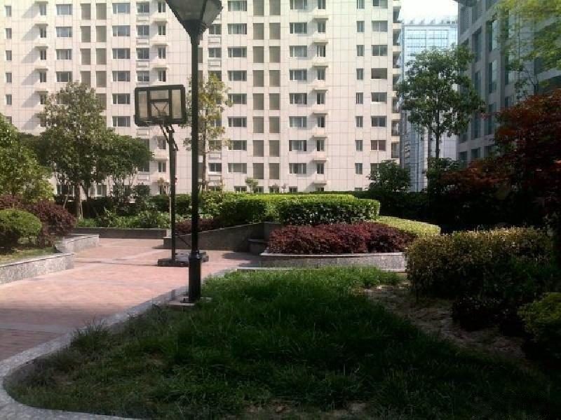 上海中福城三期北楼二手房房源图片