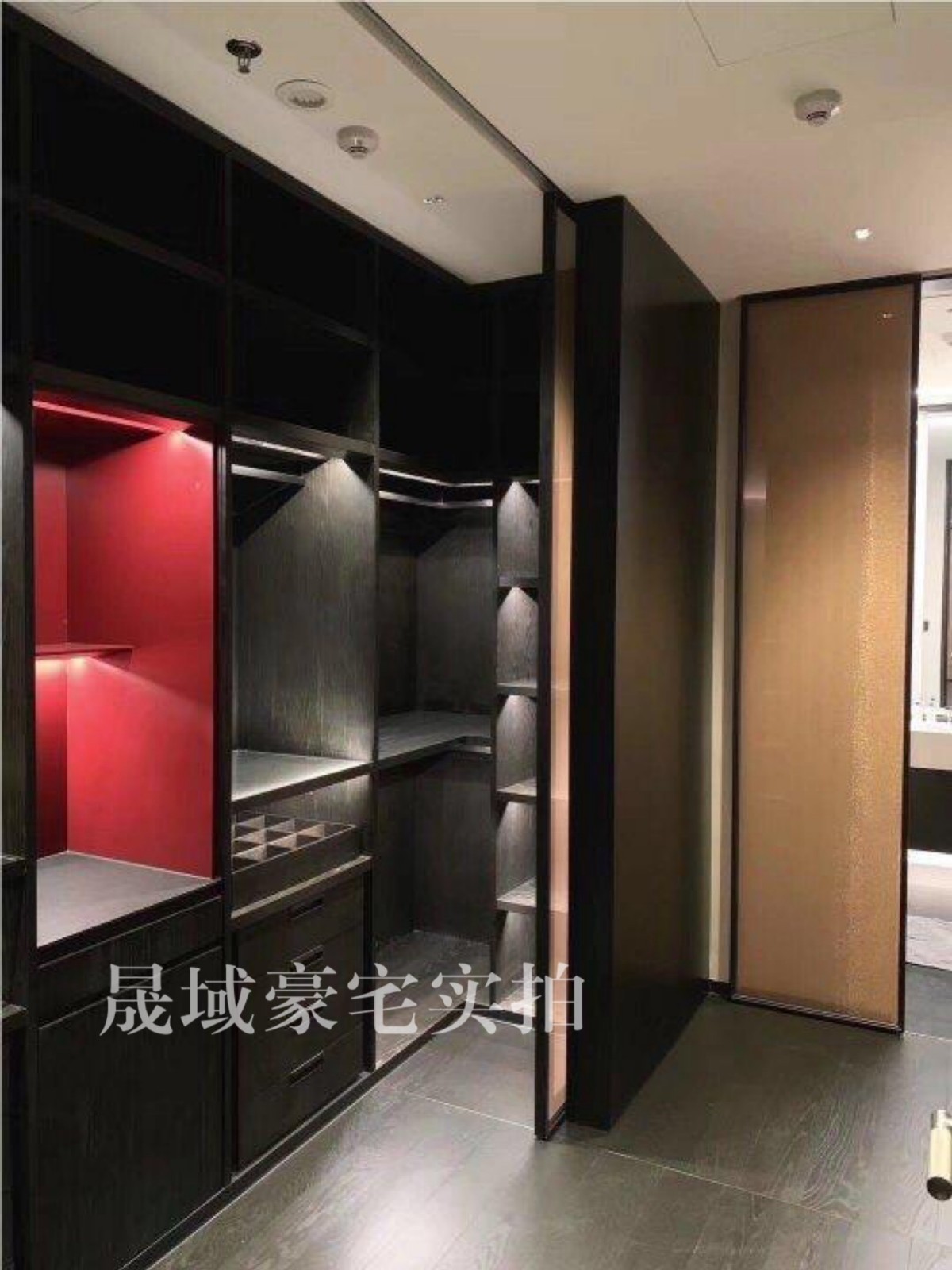 上海逸兰露香园服务式公寓二手房房源图片