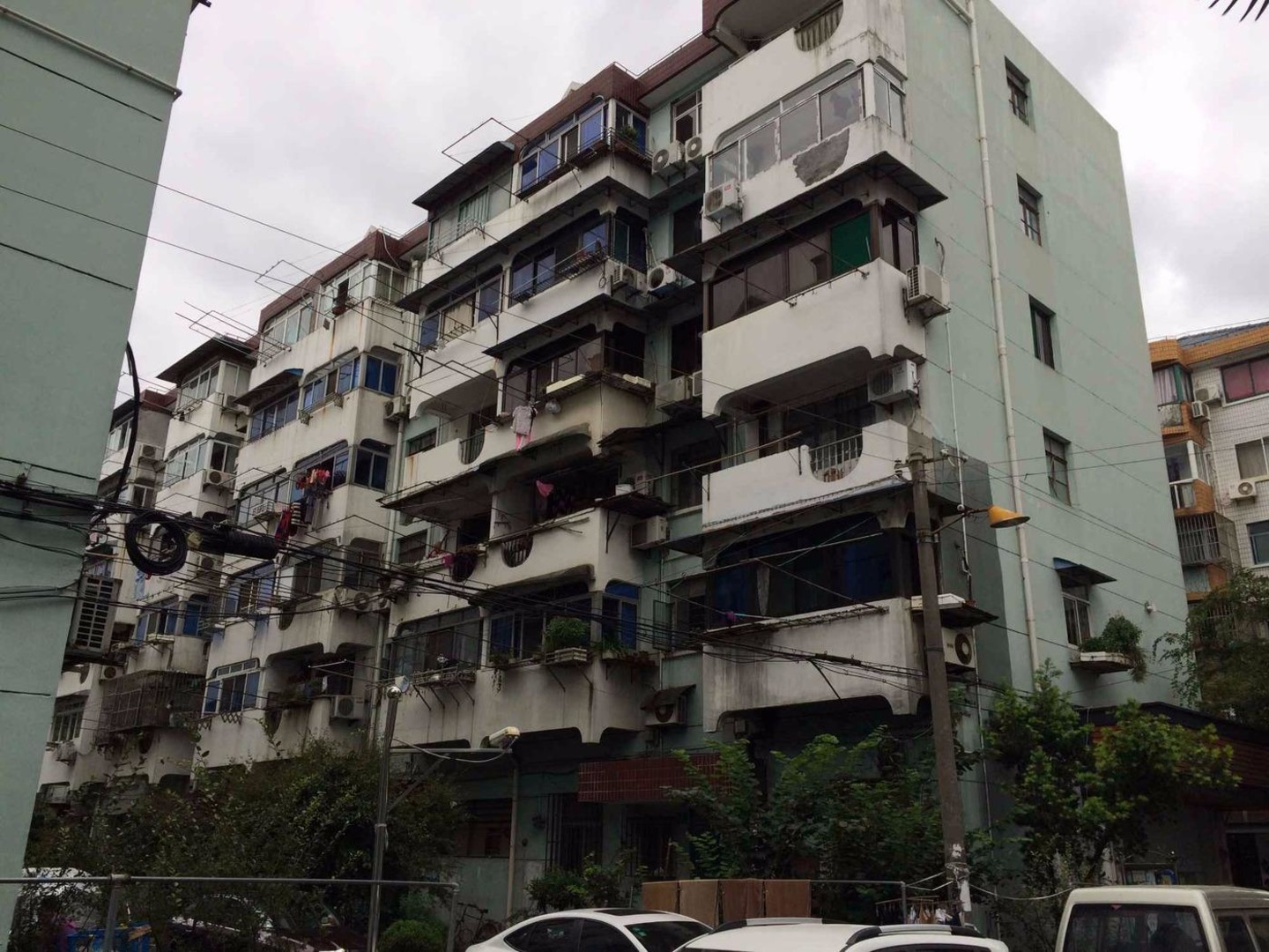 上海石皮路89弄小区二手房房源图片