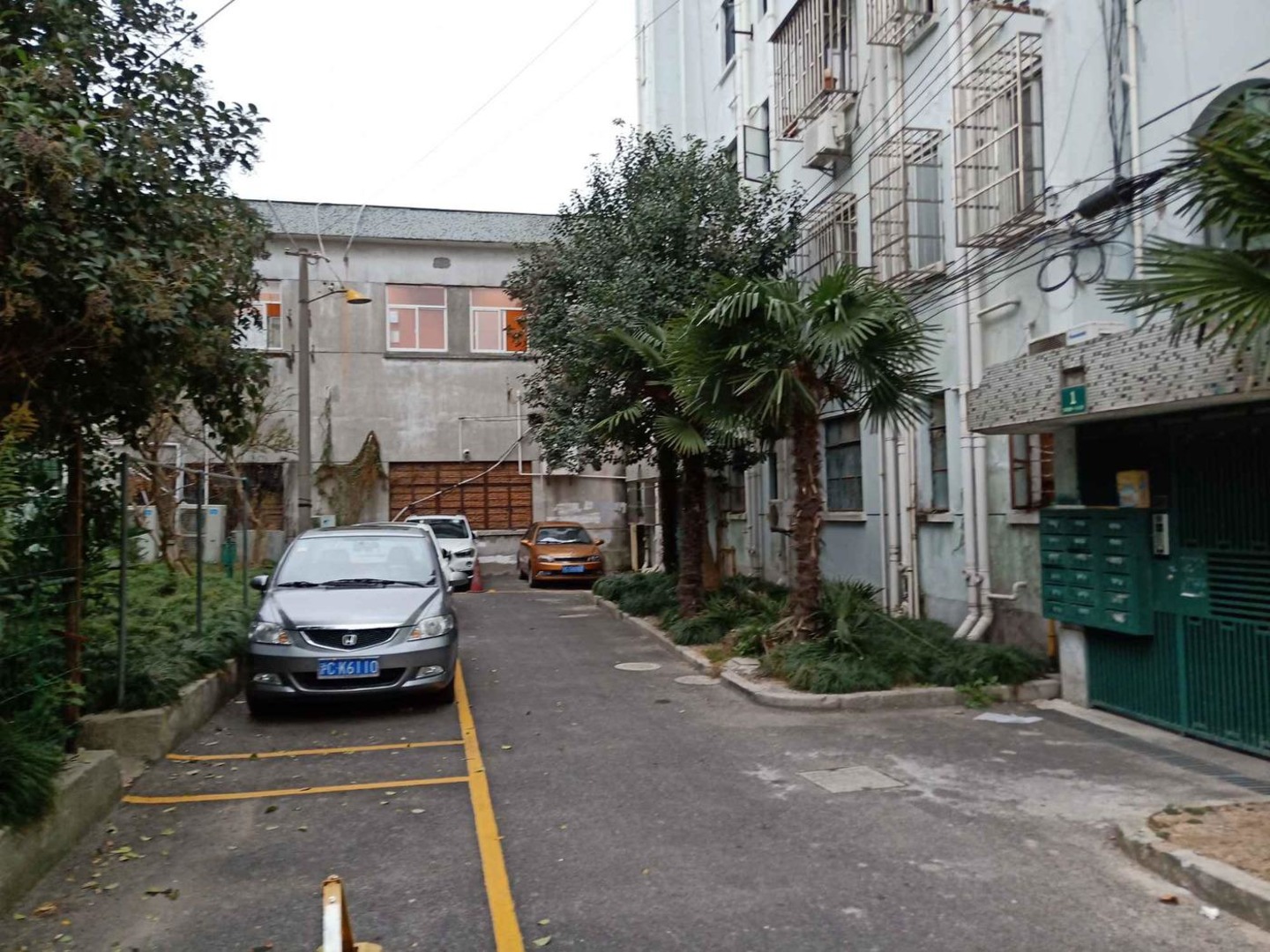 上海西泥路108弄小区二手房房源图片