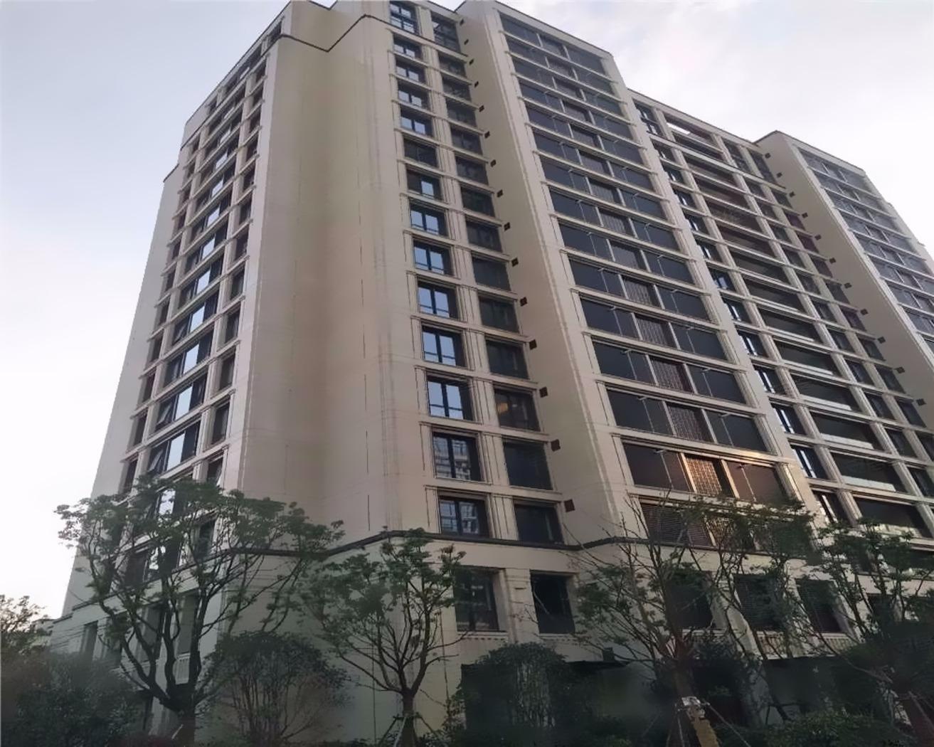 上海九龙仓滨江壹十八二手房房源图片