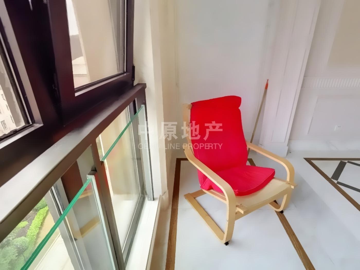 上海九龙仓滨江壹十八二手房房源图片