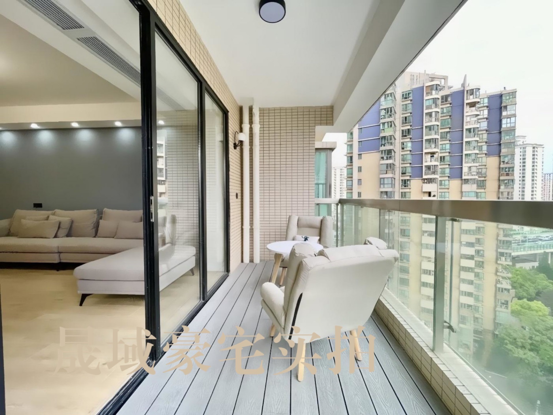 上海海悦花园二手房房源图片