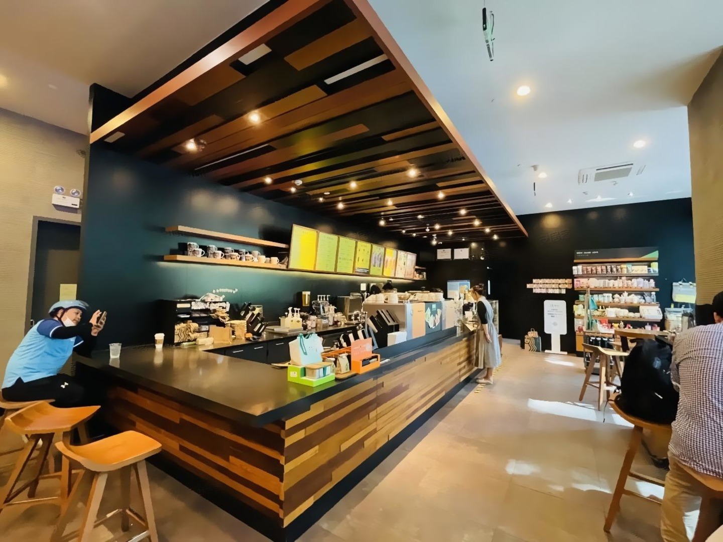 上海陆家嘴环路商铺二手房房源图片