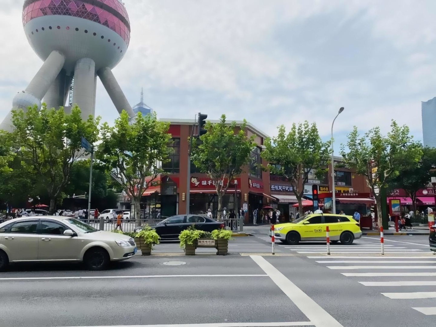 上海陆家嘴环路商铺二手房房源图片