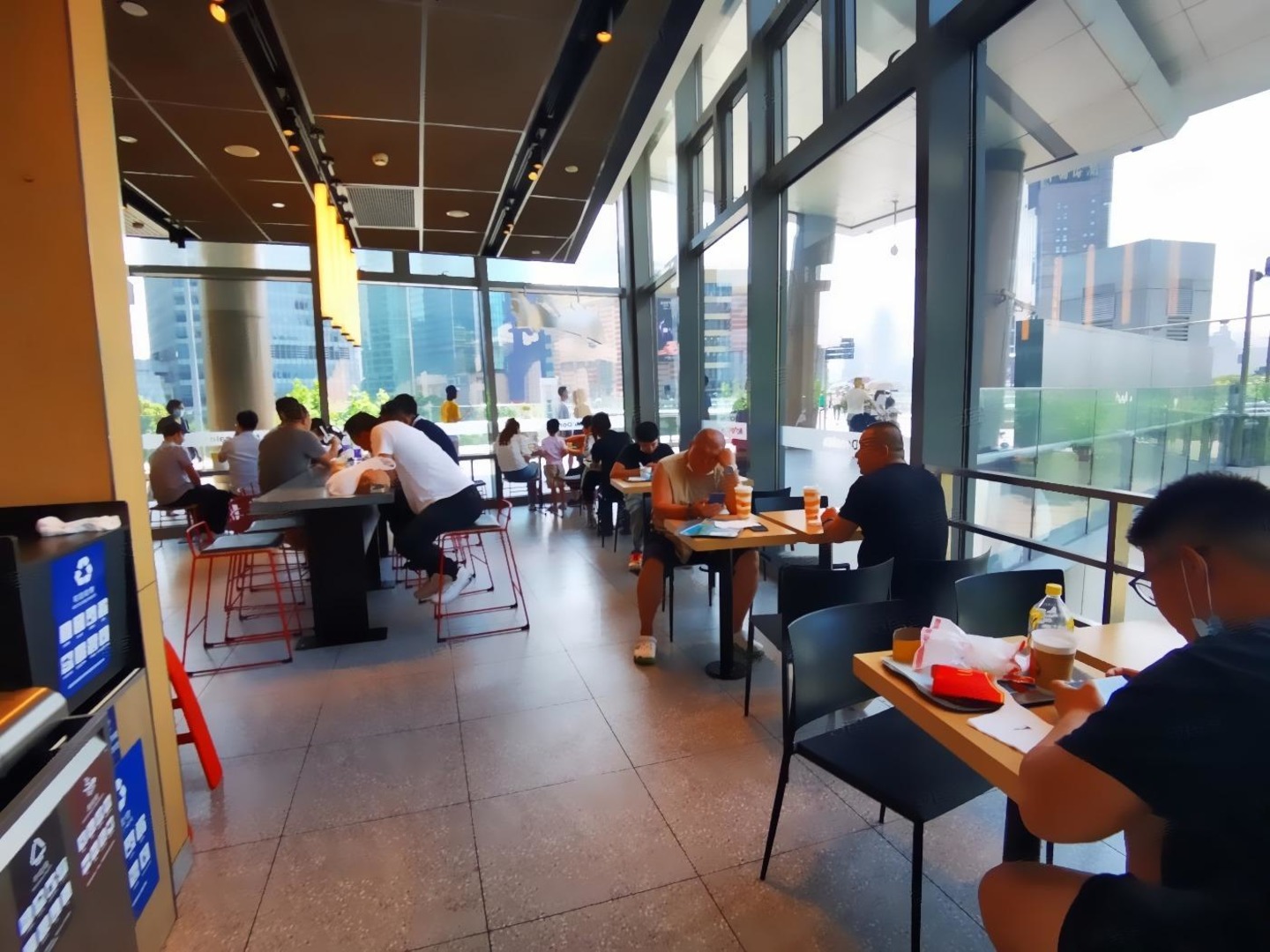 上海陆家嘴西路商铺二手房房源图片