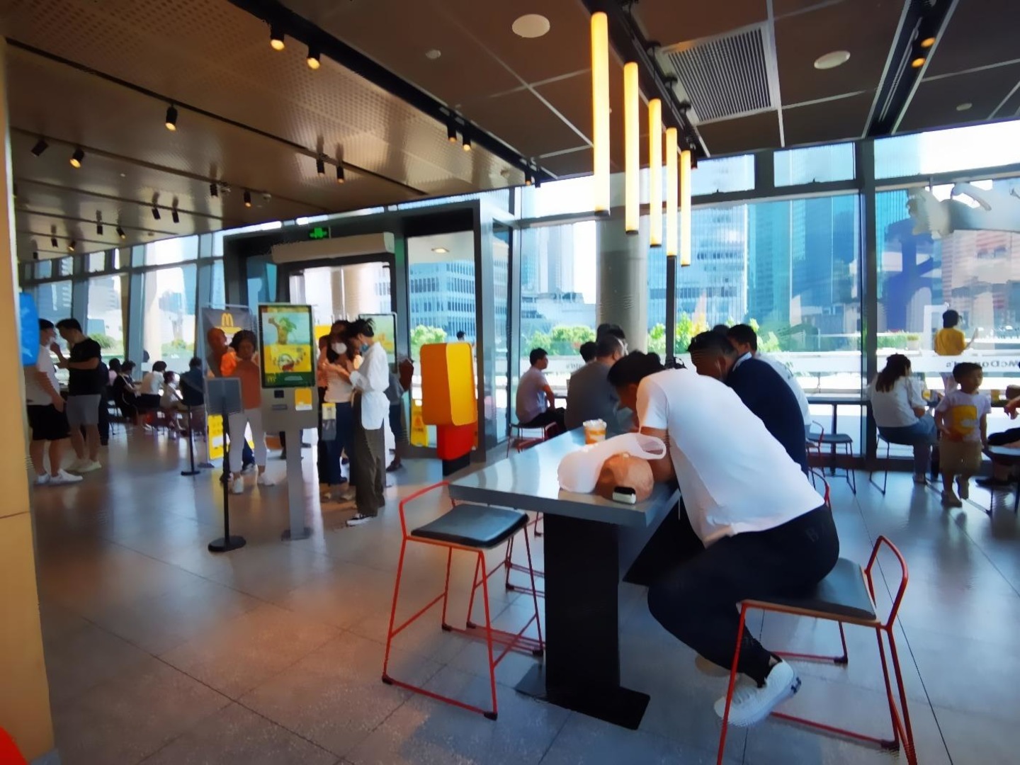 上海陆家嘴西路商铺二手房房源图片