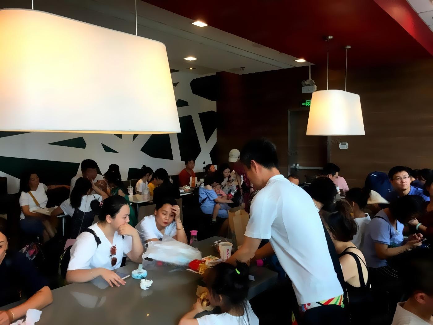 上海陆家嘴西路商铺二手房房源图片