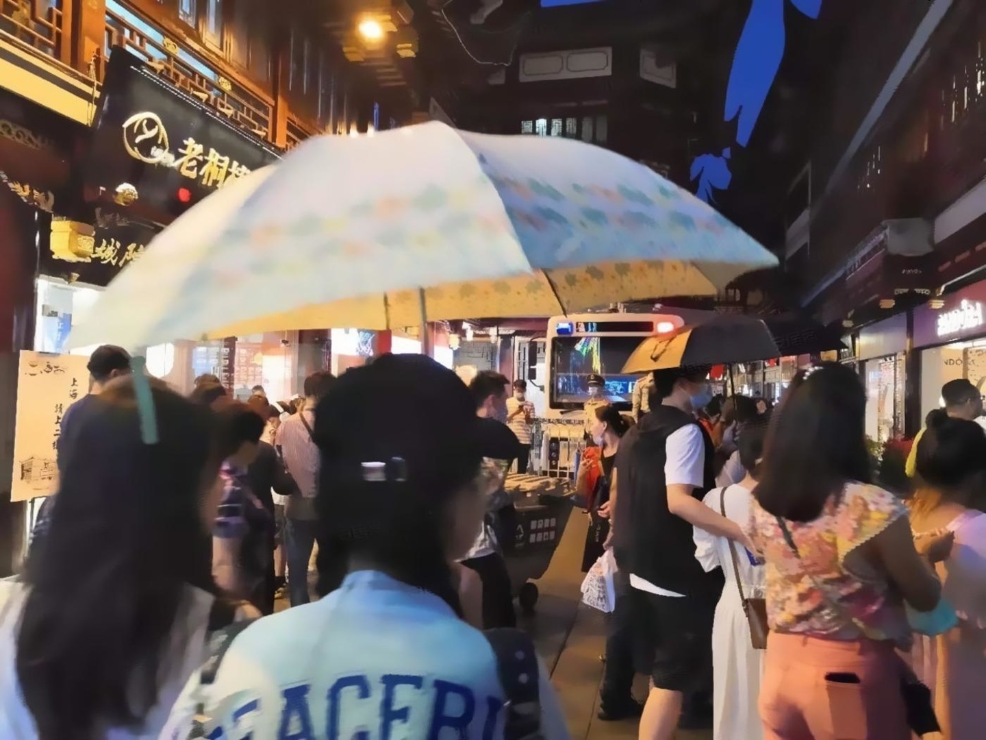 上海南京东路二手房房源图片