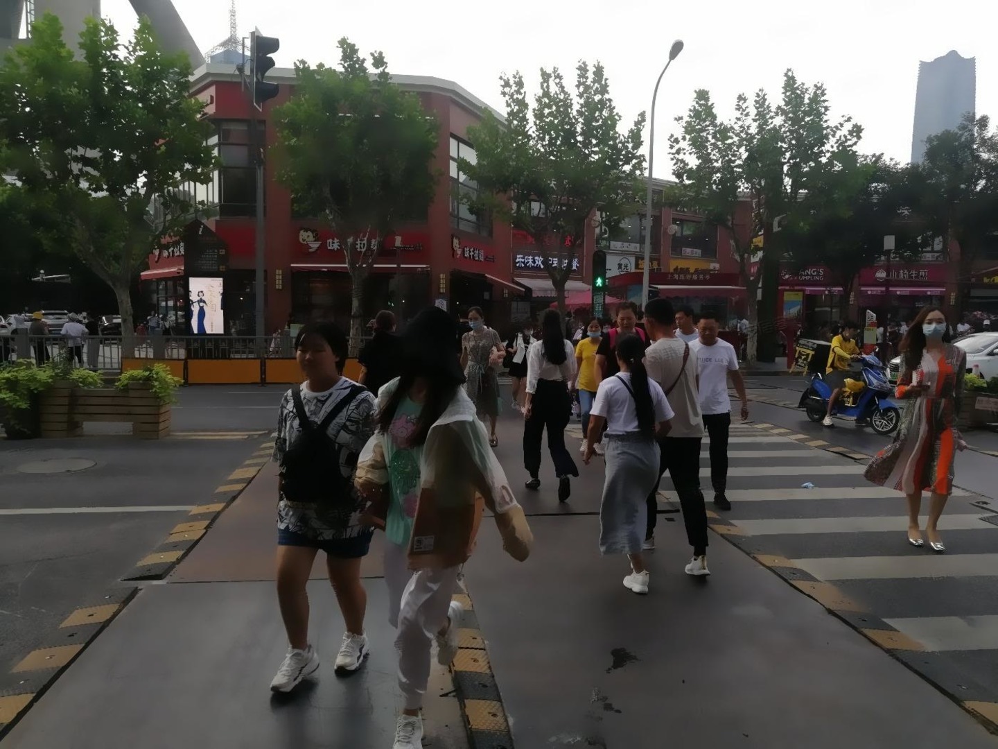 上海陆家嘴环路商铺二手房房源图片