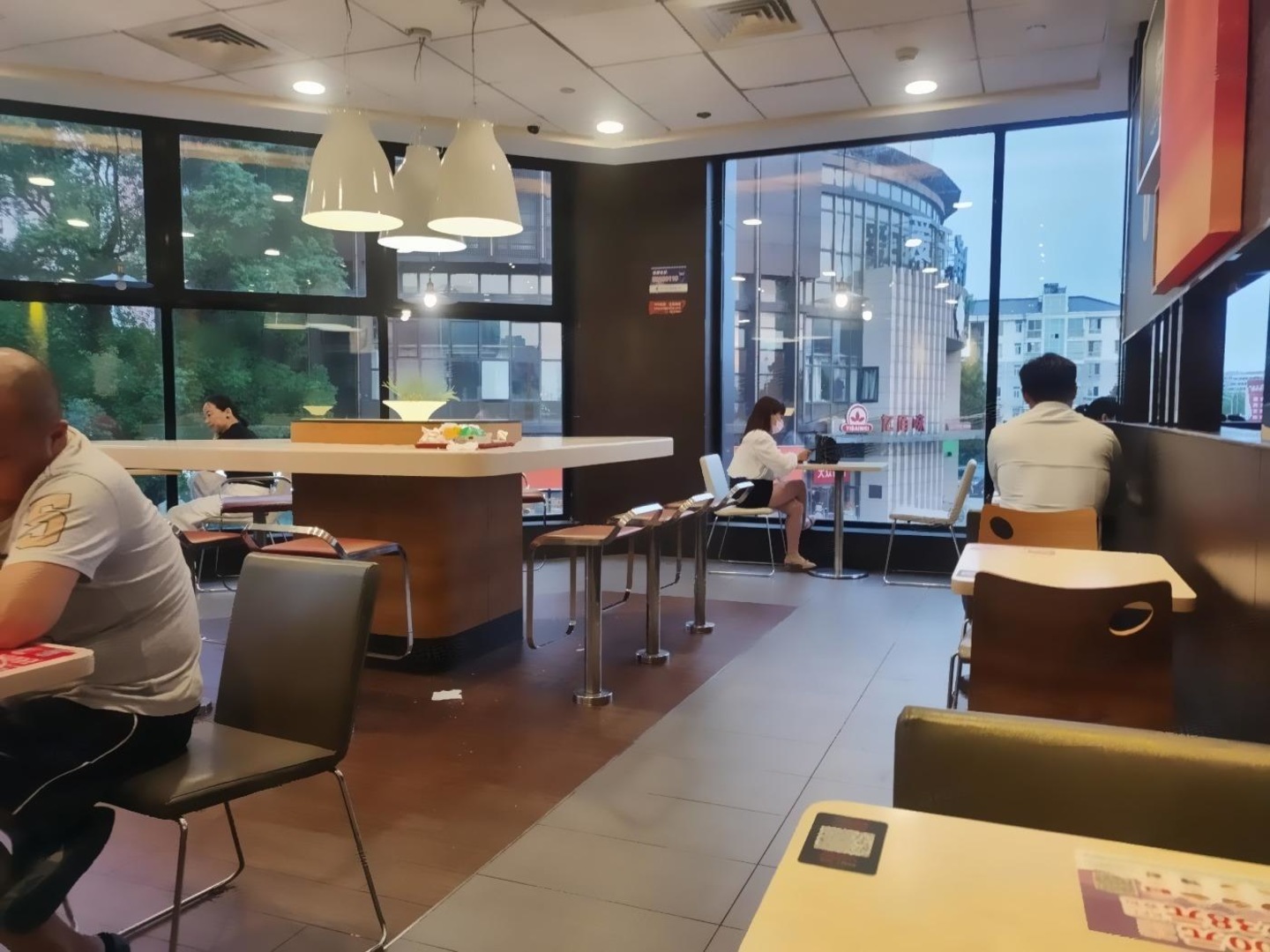 上海周浦万达广场商业二手房房源图片