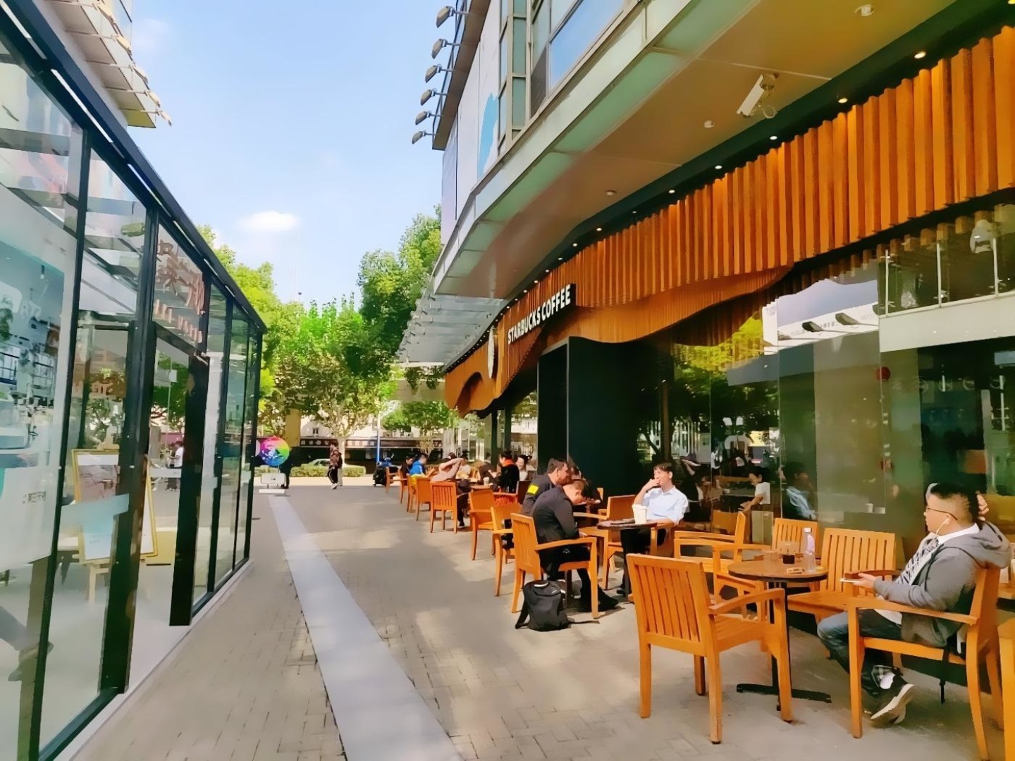 上海吴江路步行街二手房房源图片