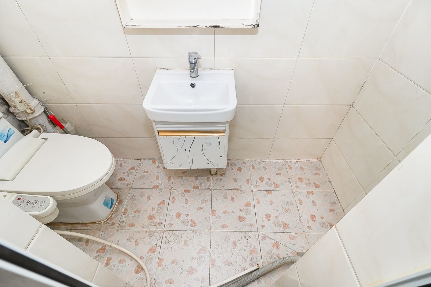 上海长寿路792弄小区二手房房源图片