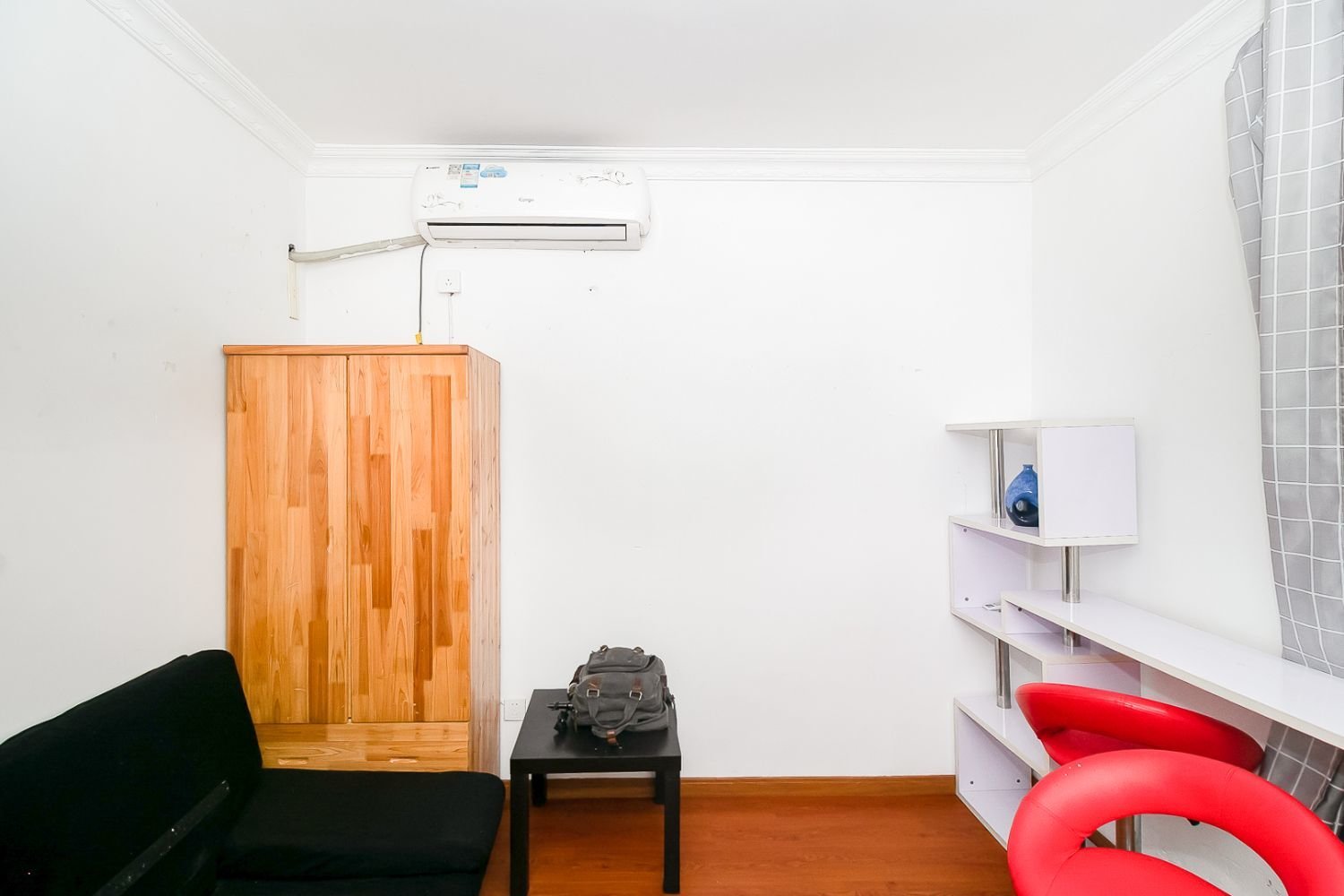 上海长寿路792弄小区二手房房源图片