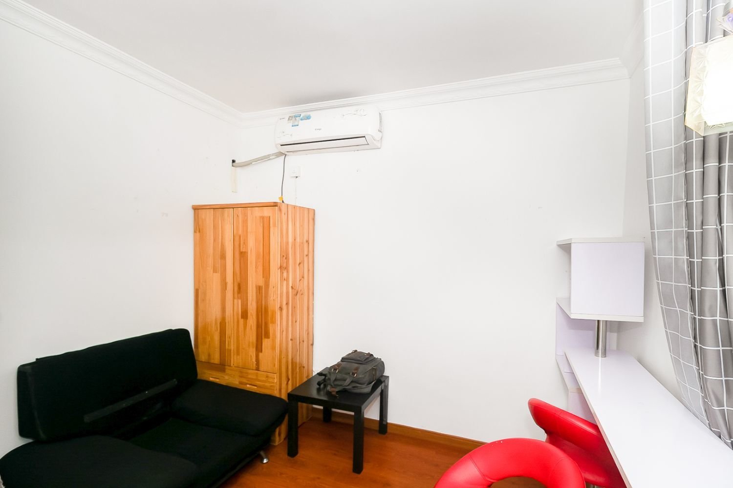 上海长寿路792弄小区二手房房源图片