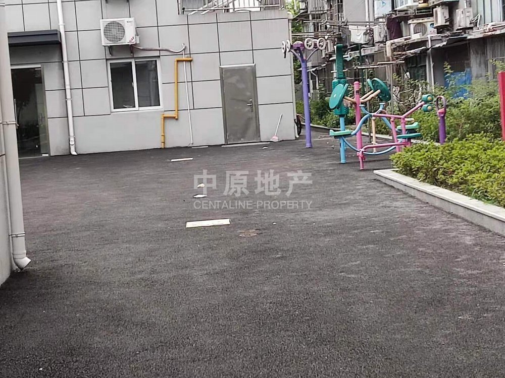 上海柳营路319弄小区二手房房源图片