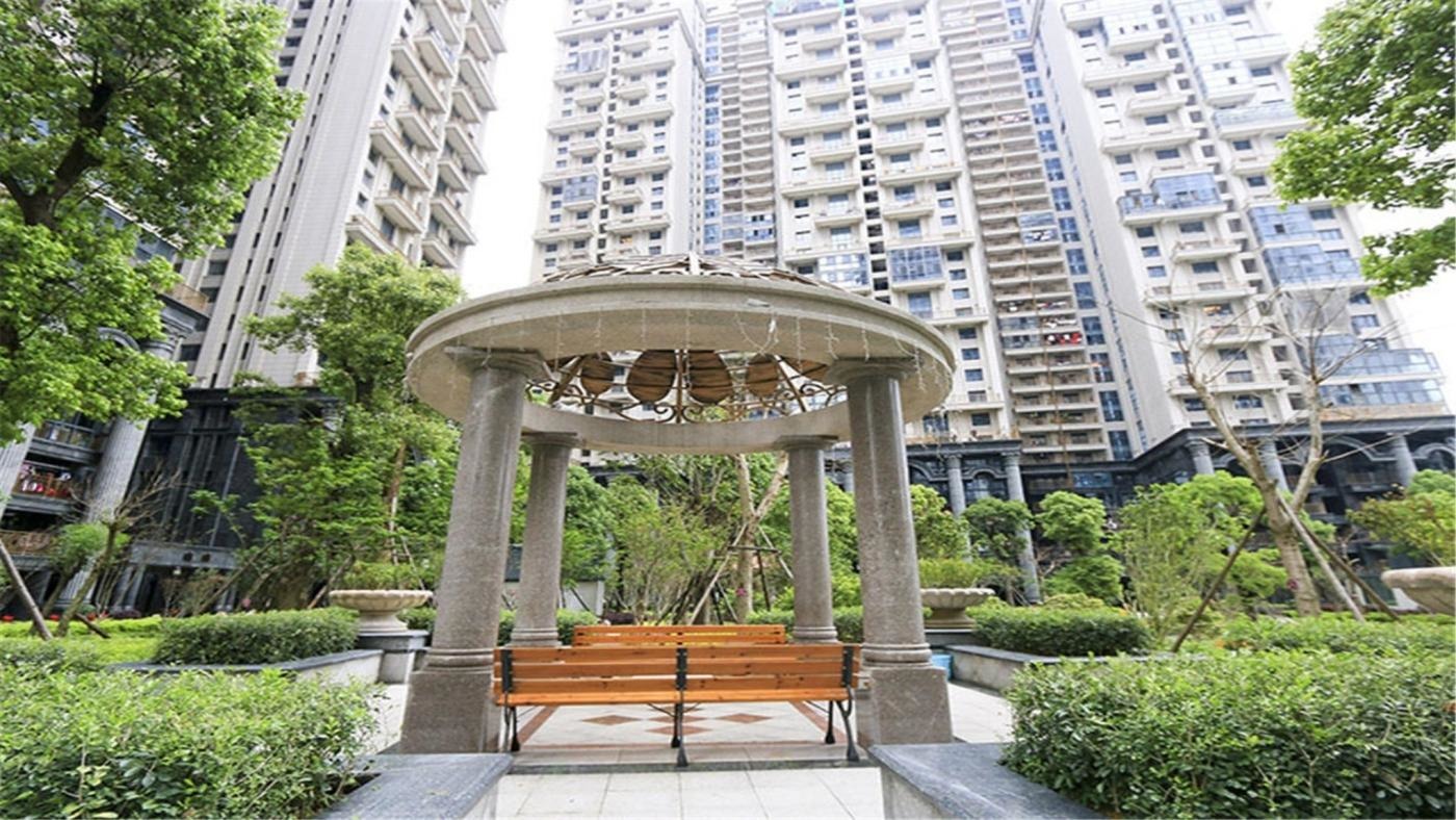 上海滨江凯旋门二手房房源图片