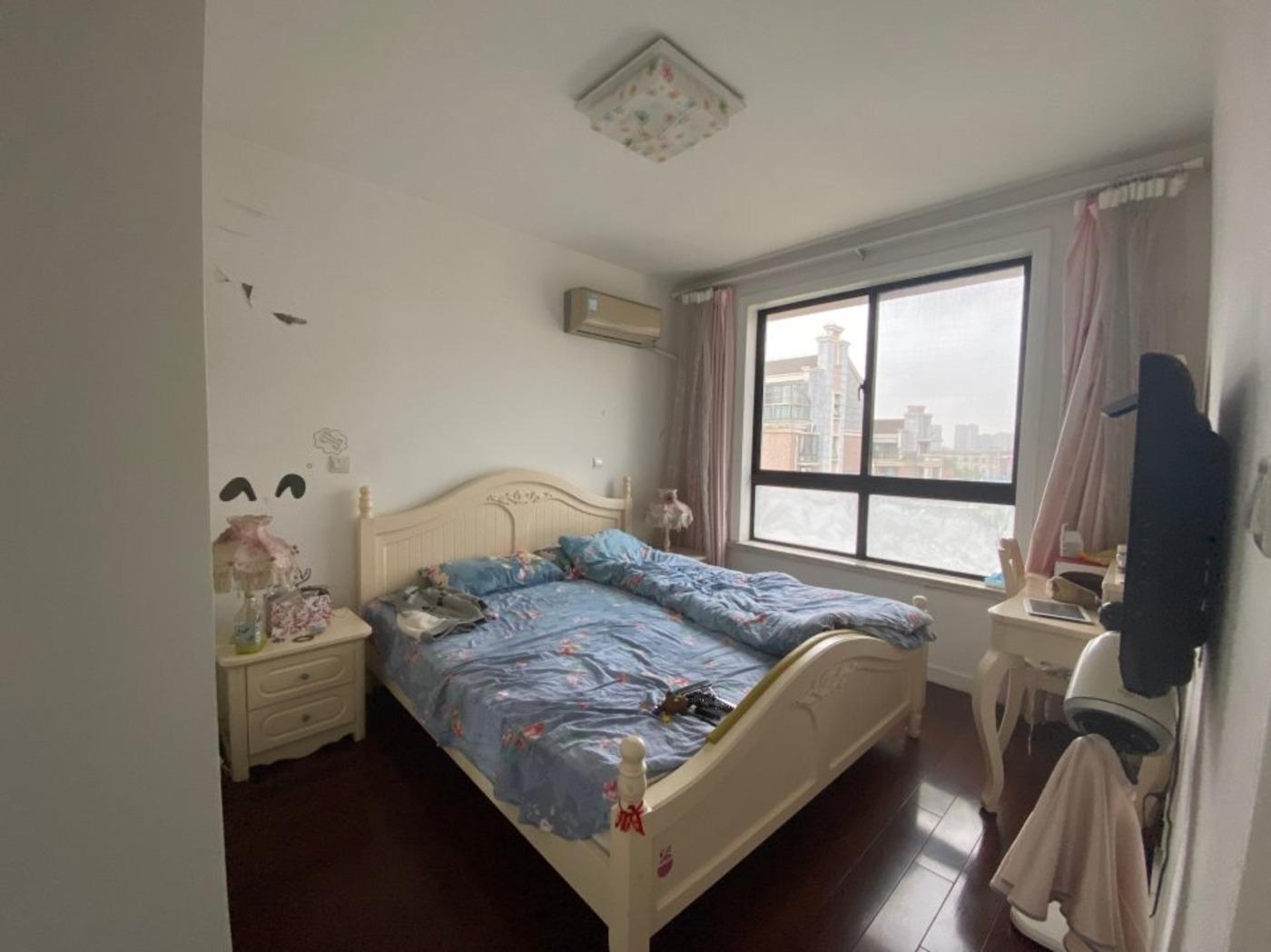 上海绿地金卫新家园(2208弄)二手房房源图片