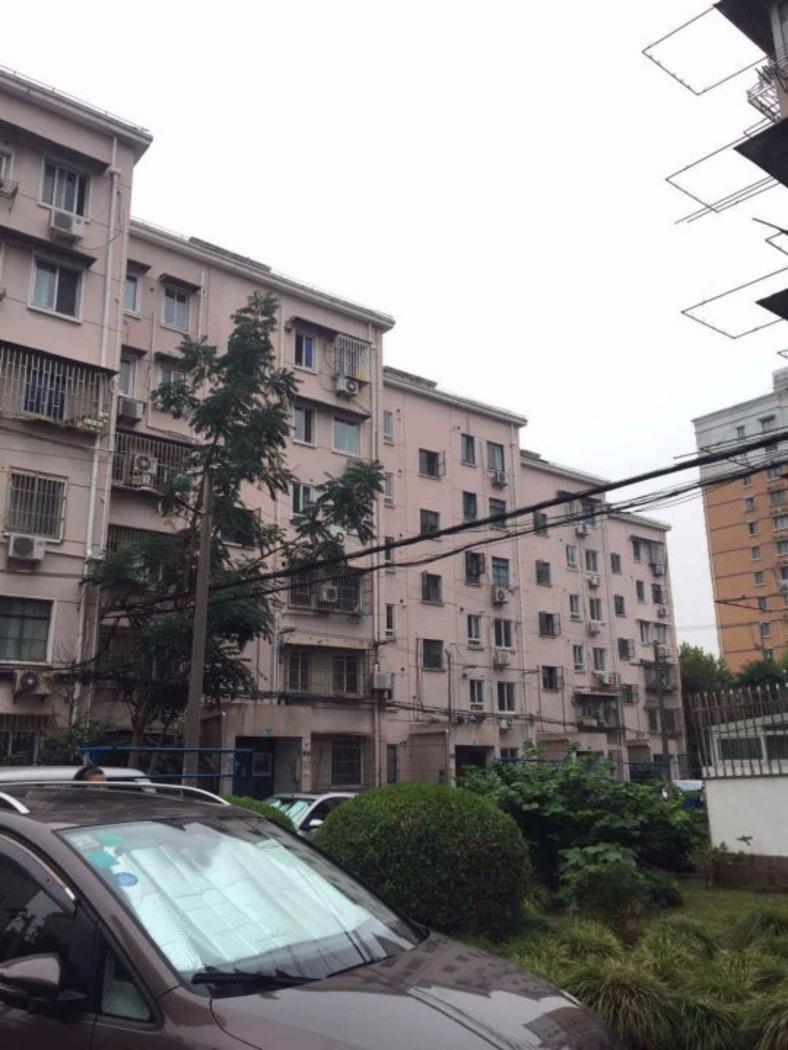 上海香山新村东北街坊二手房房源图片