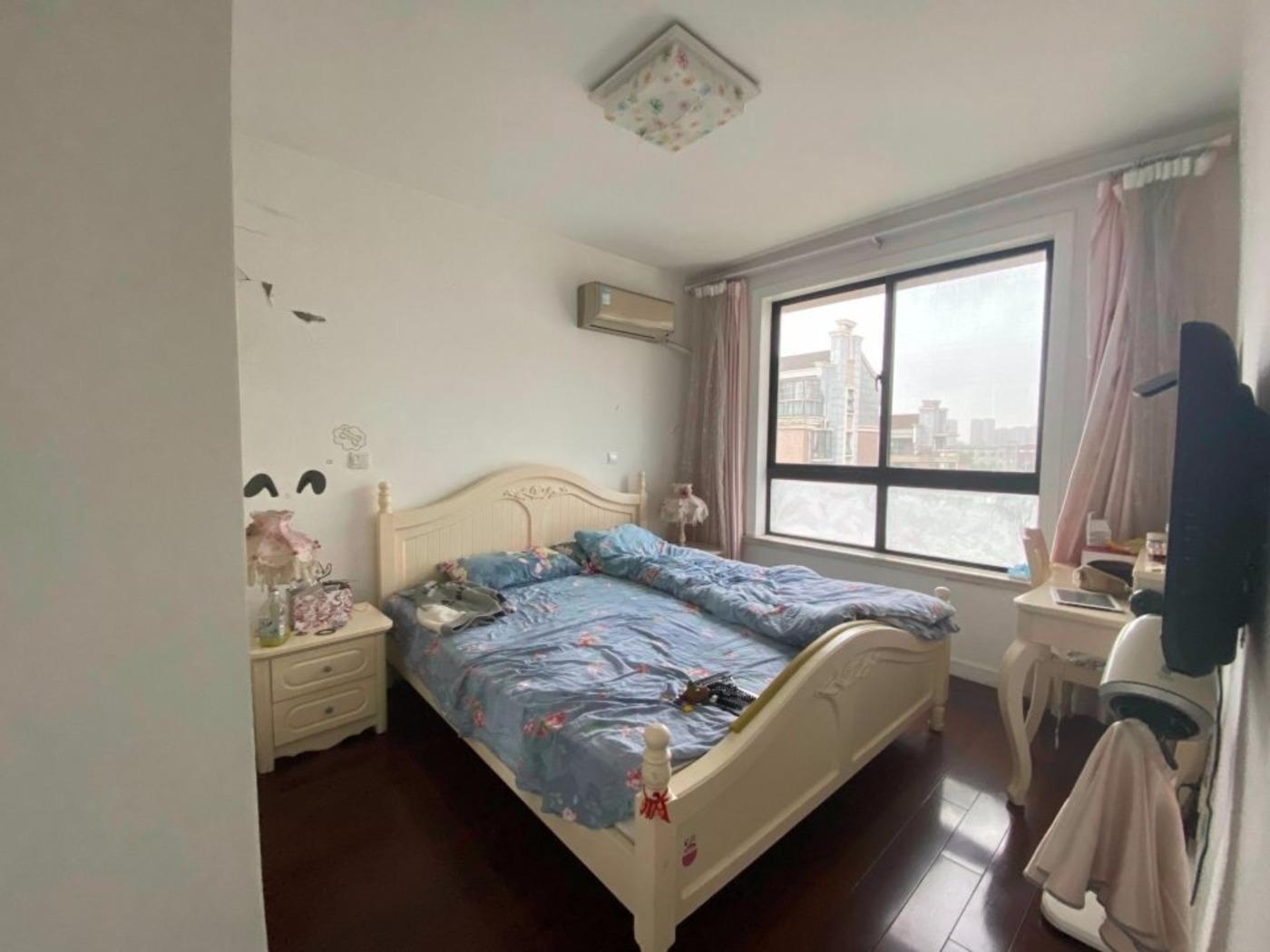 上海绿地金卫新家园(2208弄)二手房房源图片