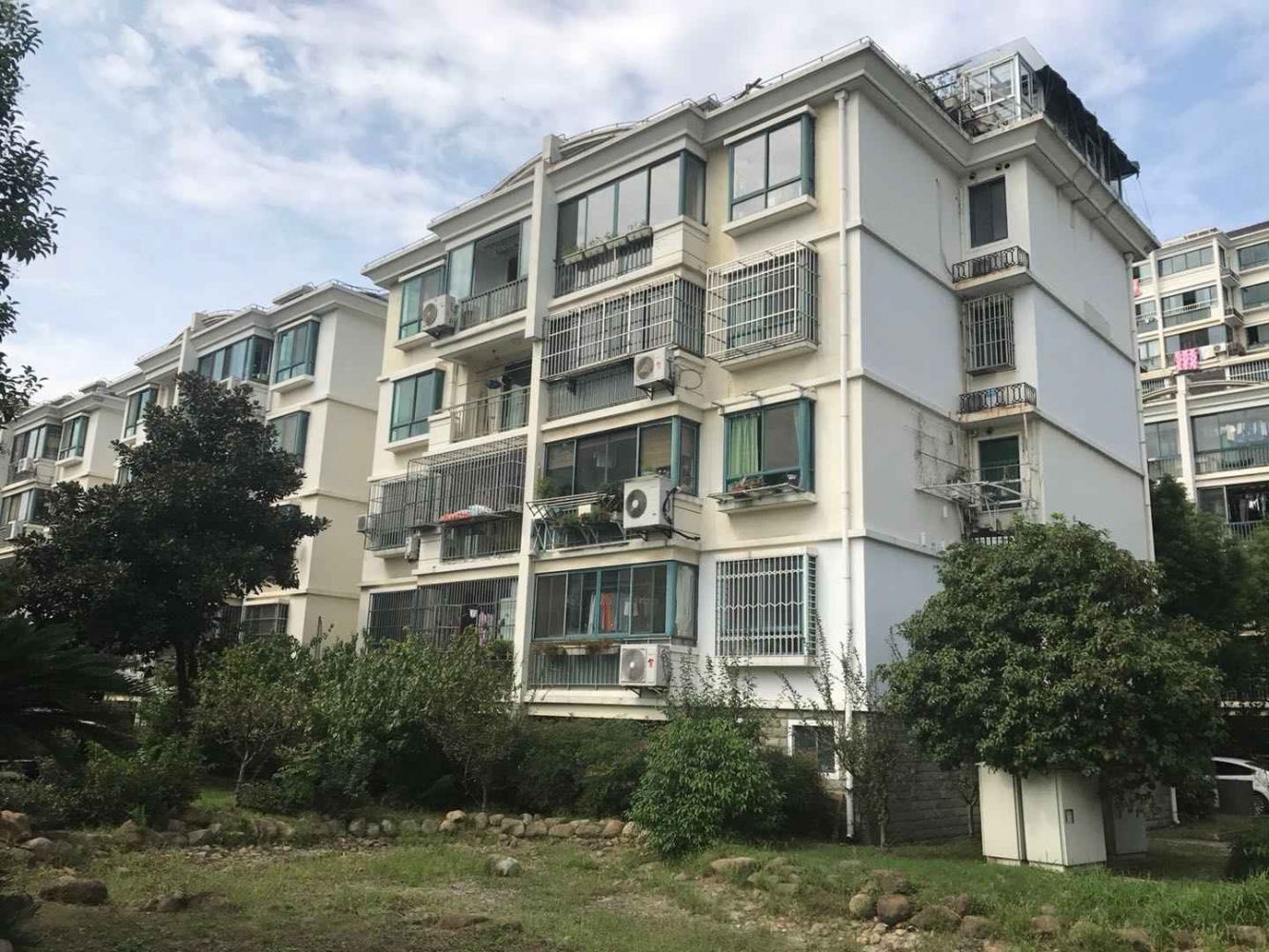 上海世纪新城(公寓住宅)二手房房源图片