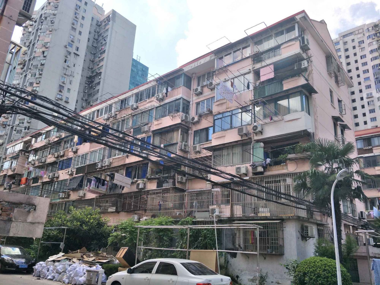 上海泉东小区二手房房源图片