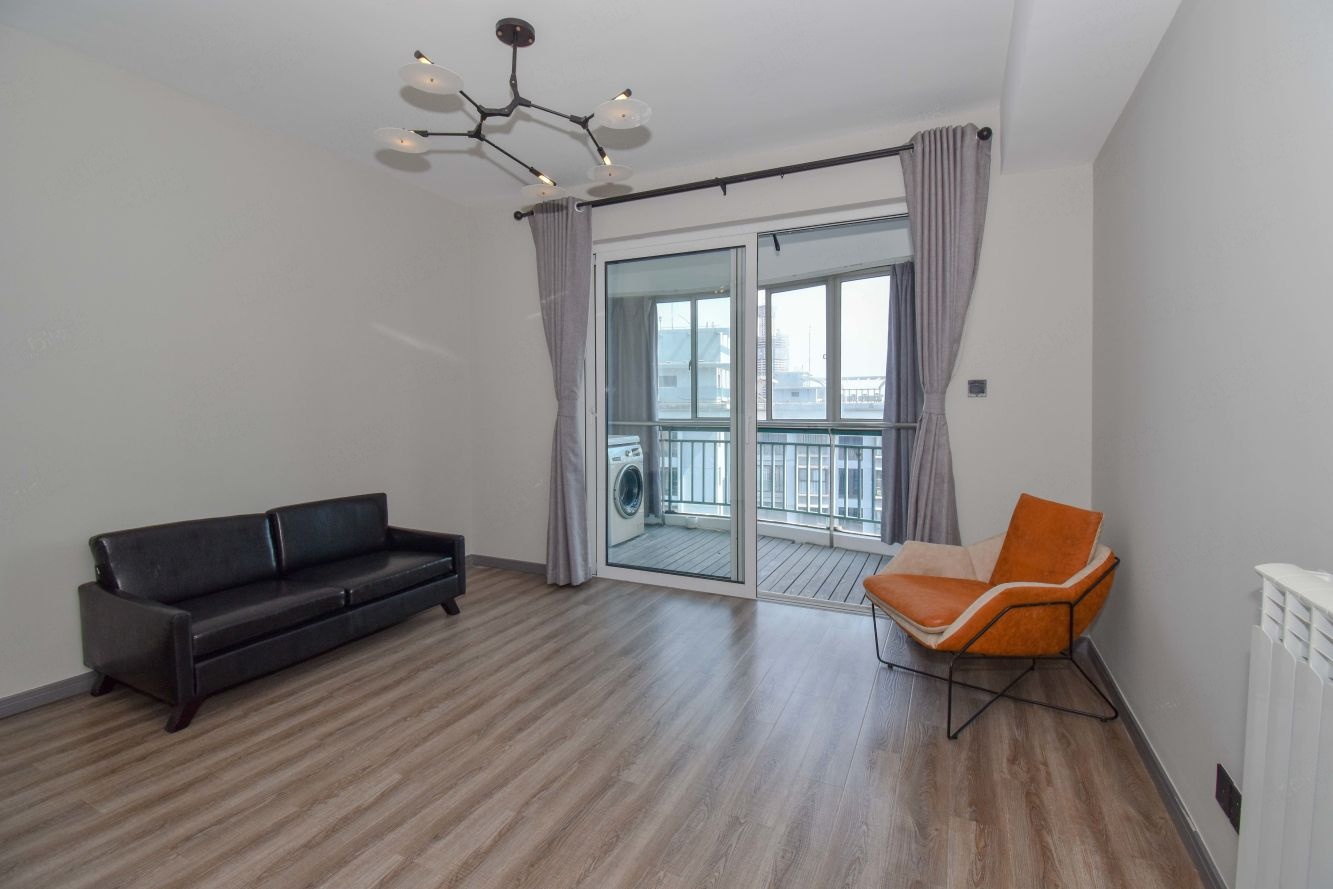 上海滨江名人苑二手房房源图片