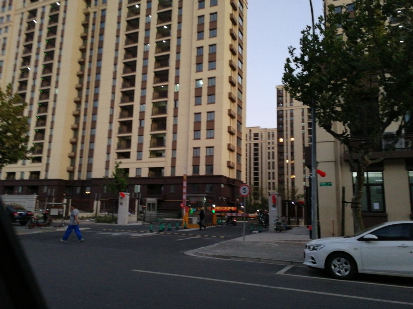 上海金海华城华康佳苑二手房房源图片