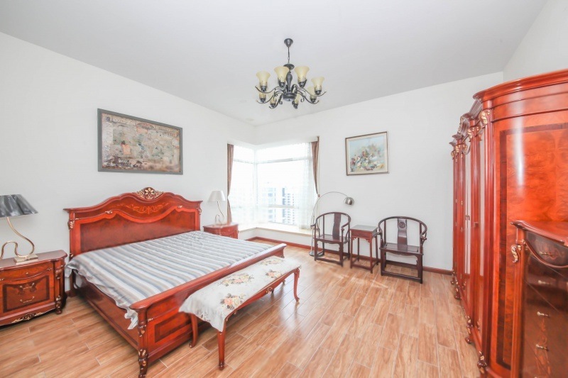 上海陆家嘴国际华城二手房房源图片