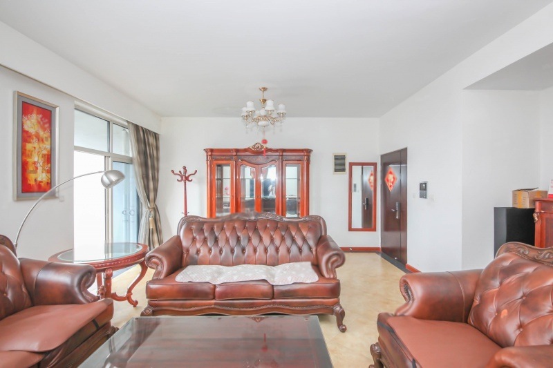 上海陆家嘴国际华城二手房房源图片