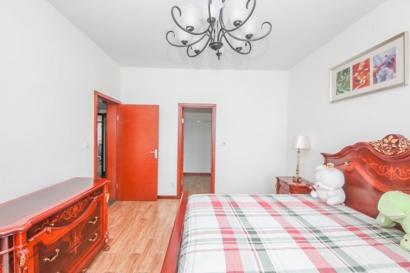 上海陆家嘴国际华城二手房房源图片