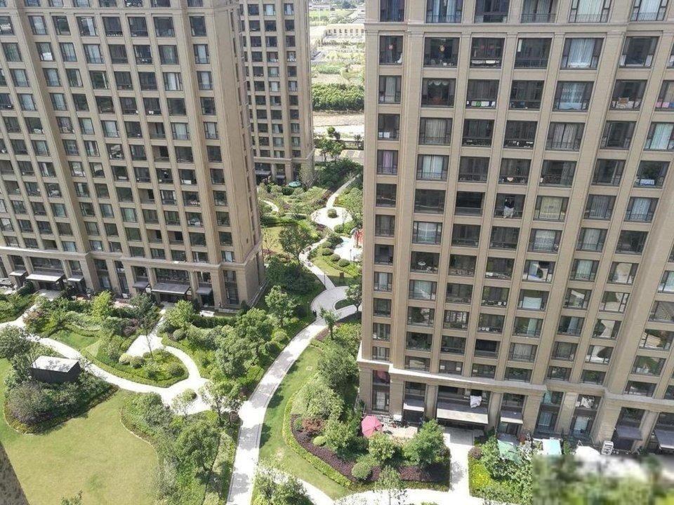 上海卓越时代广场二手房房源图片