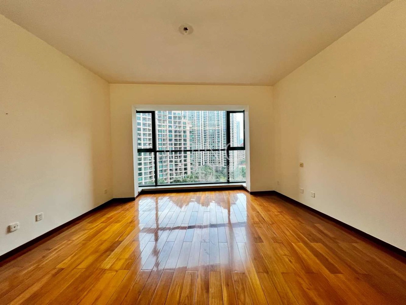 上海仁恒滨江园(三期)二手房房源图片