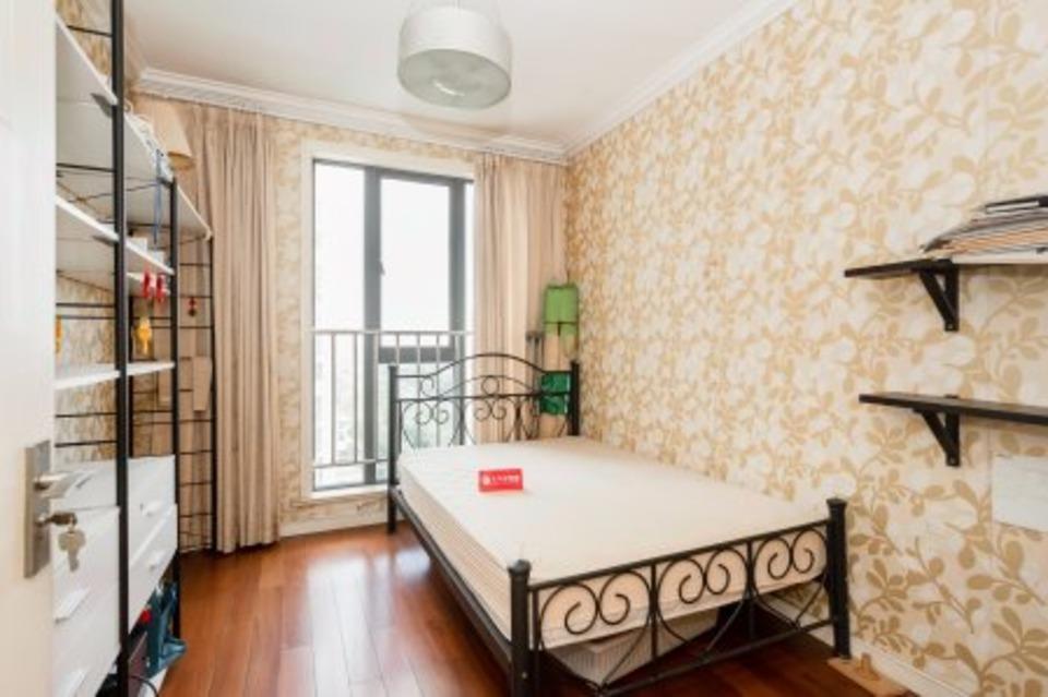 上海绿地崴廉公寓二手房房源图片