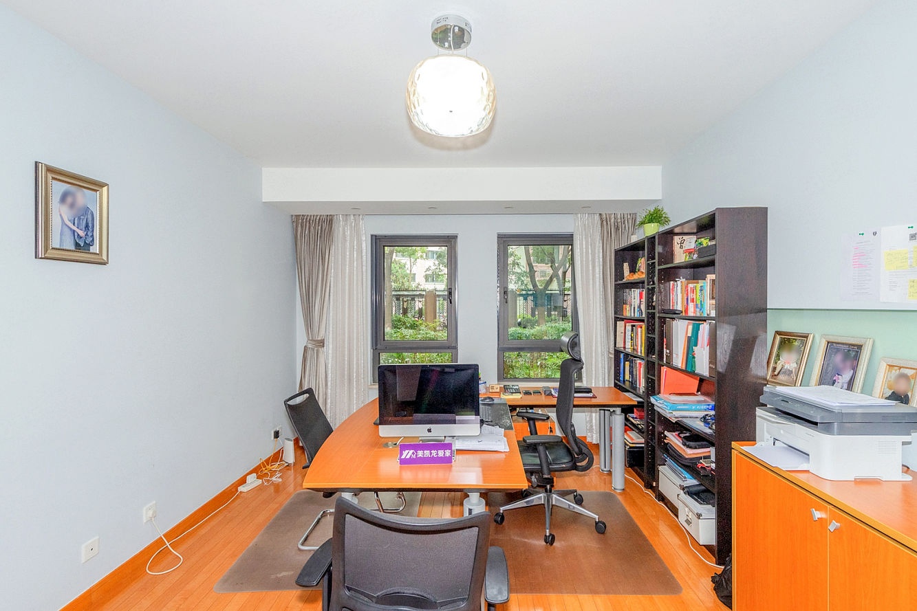 上海碧云国际社区晓园二手房房源图片