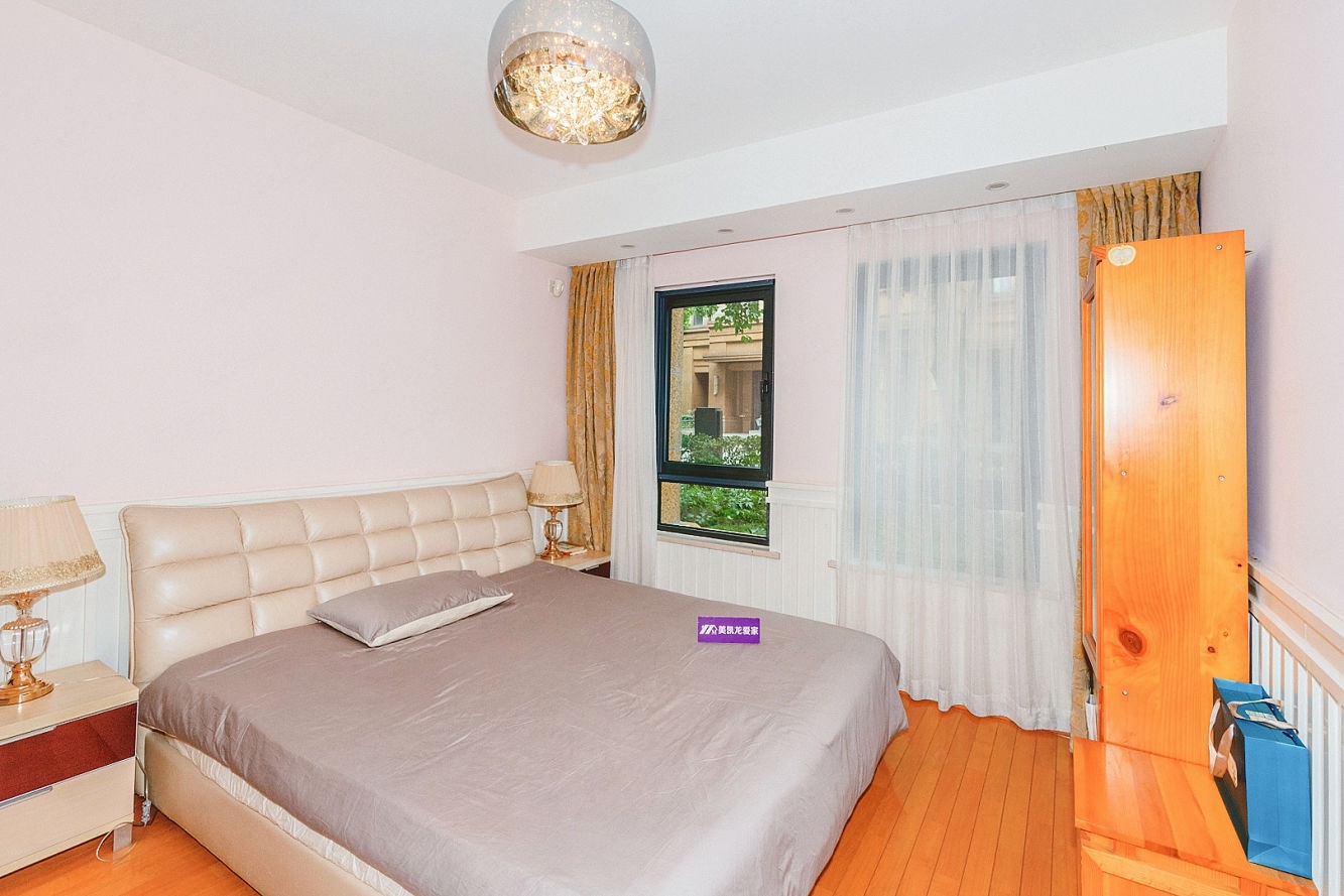 上海碧云国际社区晓园二手房房源图片