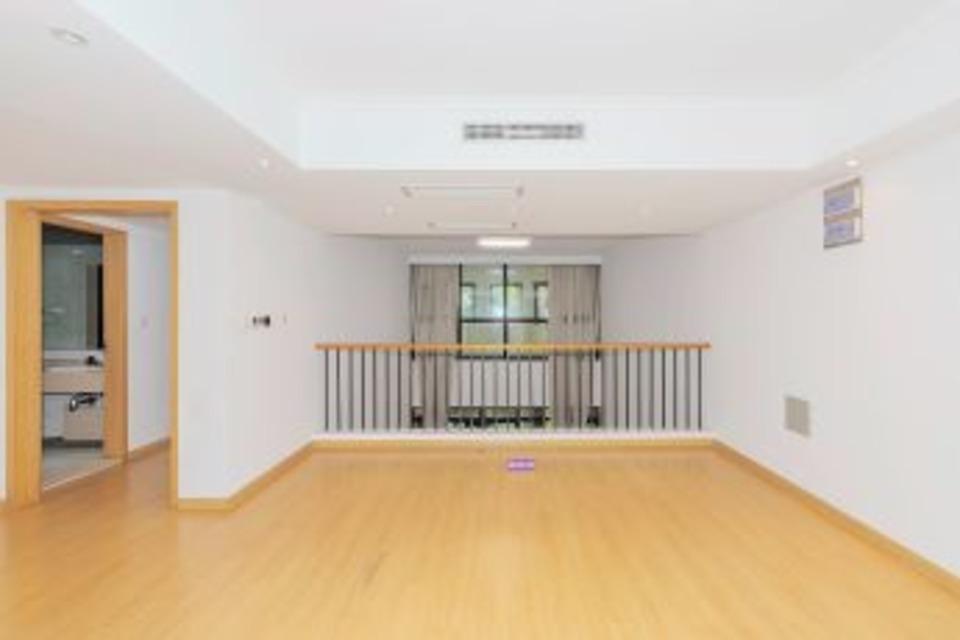 上海碧云国际社区晓园二手房房源图片