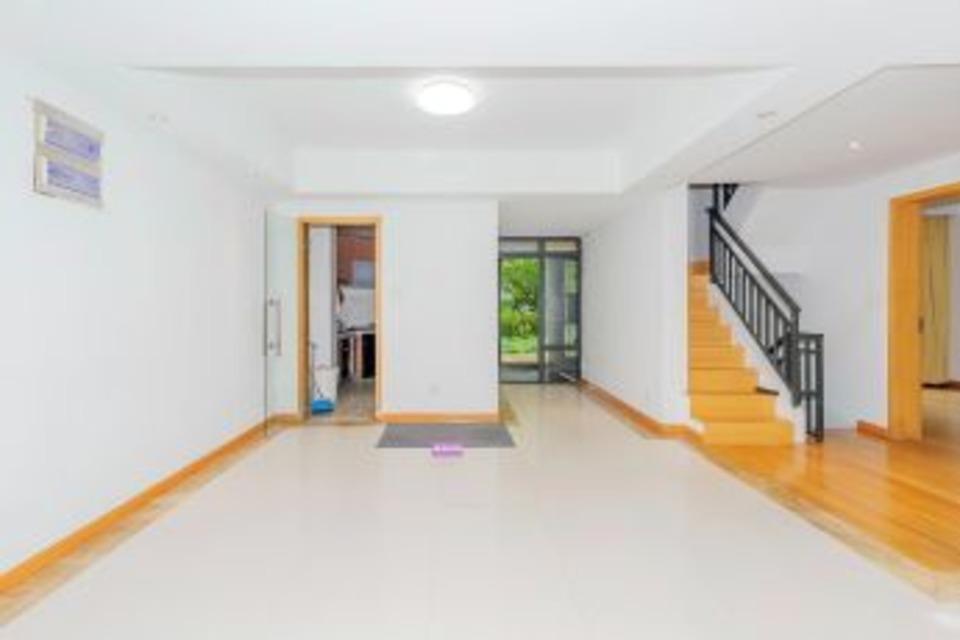 上海碧云国际社区晓园二手房房源图片