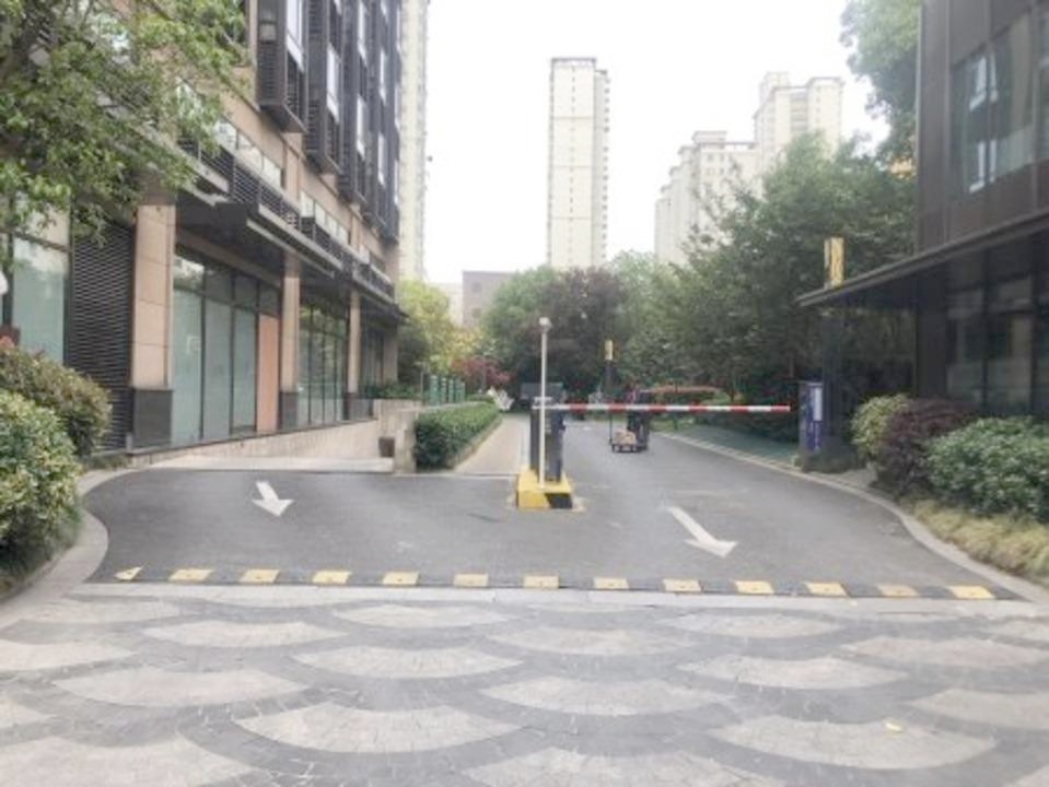 上海裕华大厦二手房房源图片
