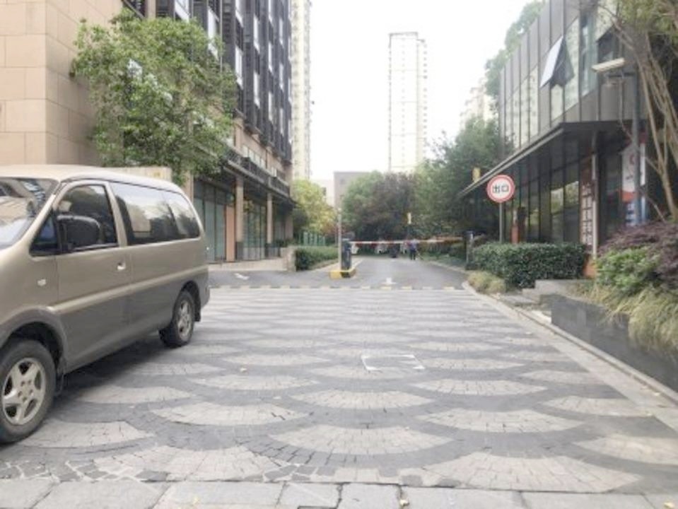 上海裕华大厦二手房房源图片