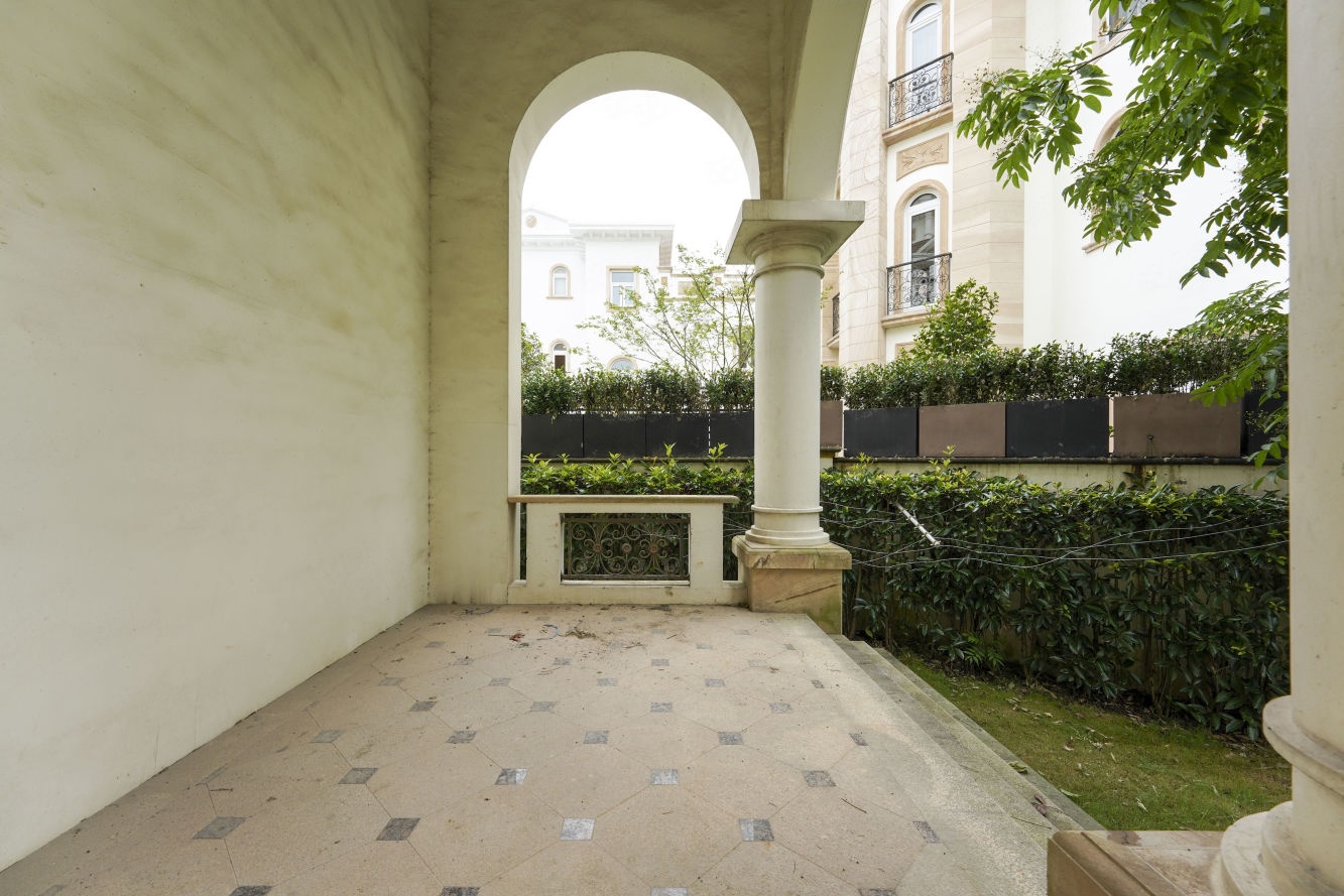 上海梵克雅堡别墅二手房房源图片