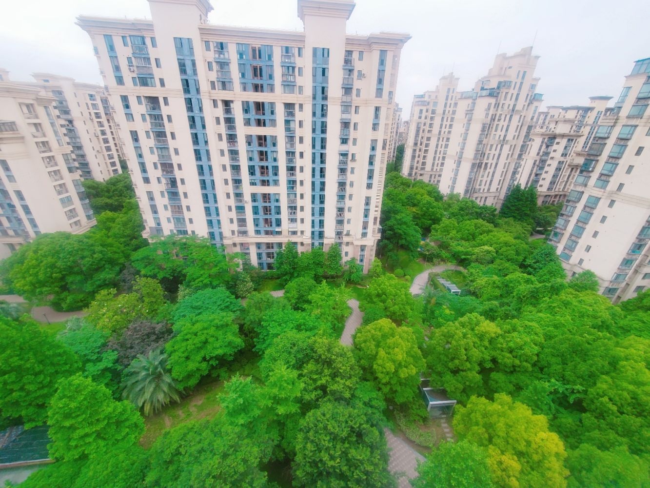 上海绿地崴廉公寓二手房房源图片