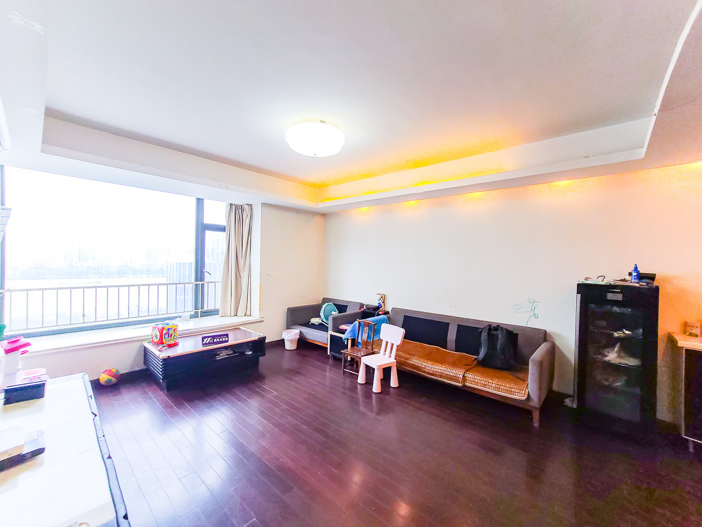 上海名门滨江苑二手房房源图片