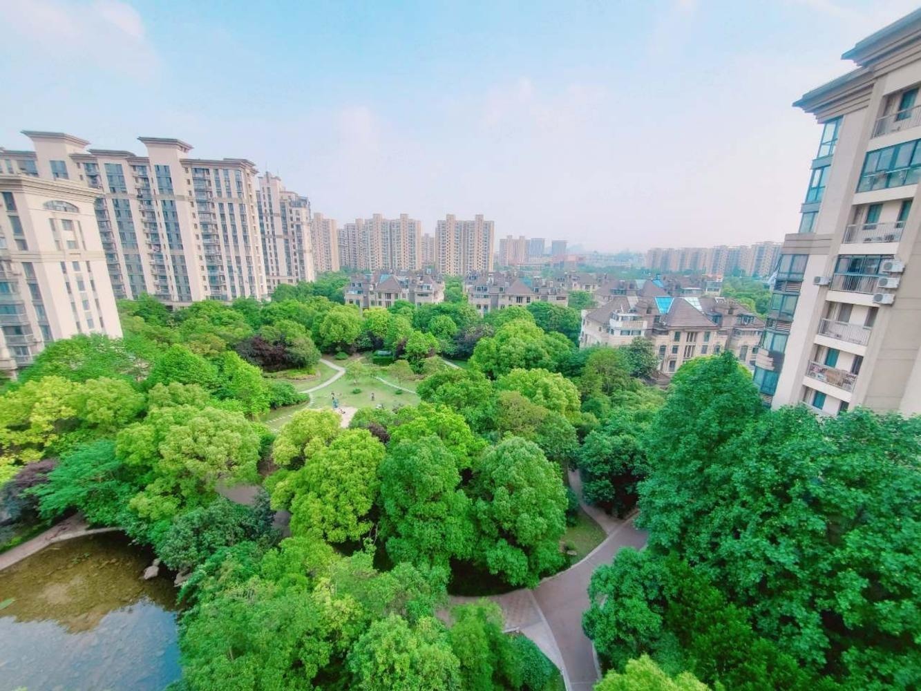 上海绿地崴廉公寓二手房房源图片
