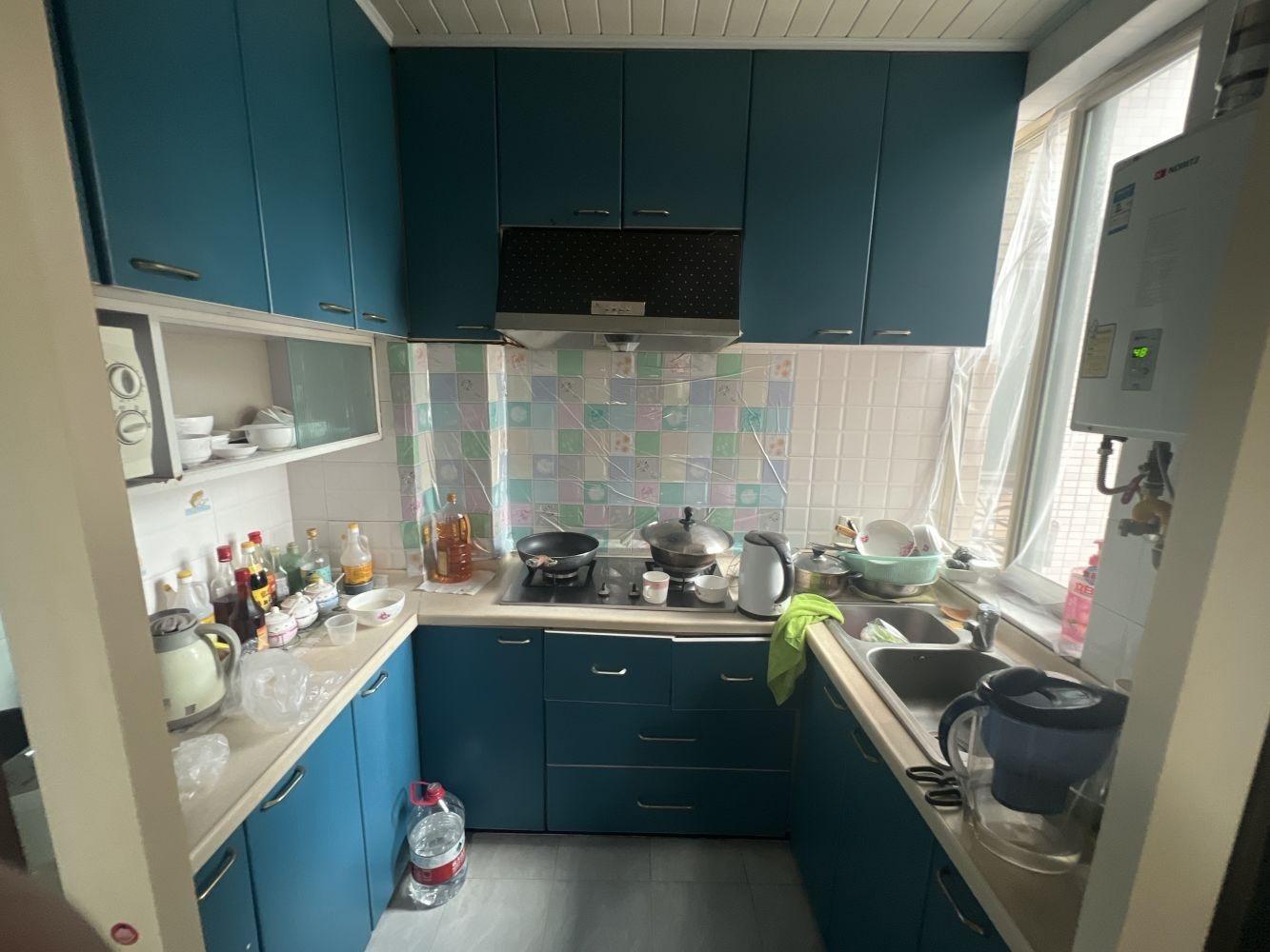 上海峨海小区二手房房源图片