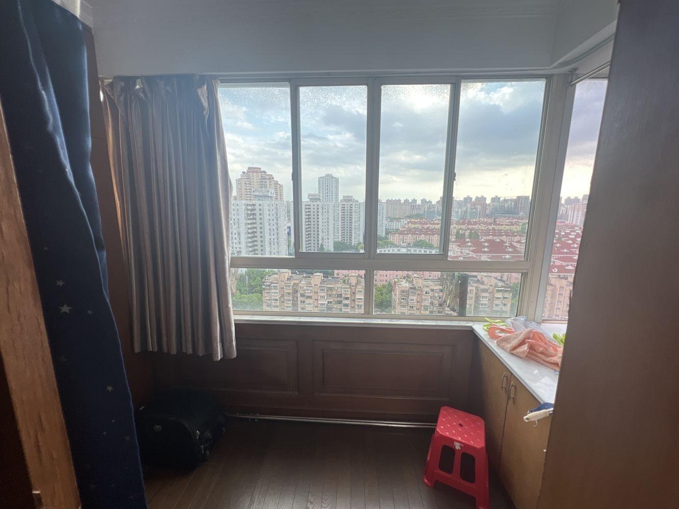 上海峨海小区二手房房源图片