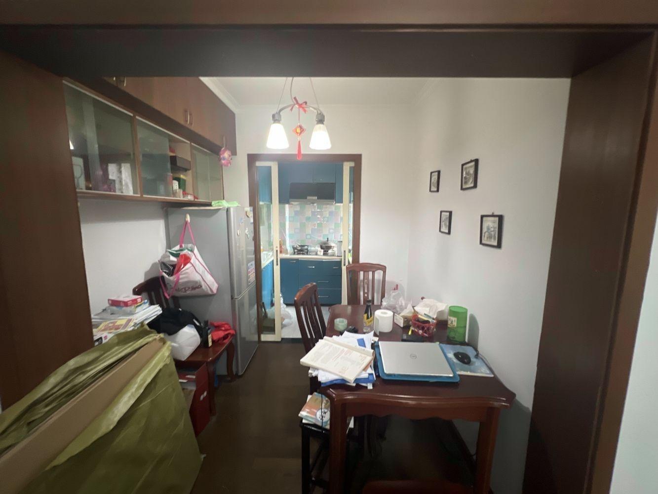 上海峨海小区二手房房源图片