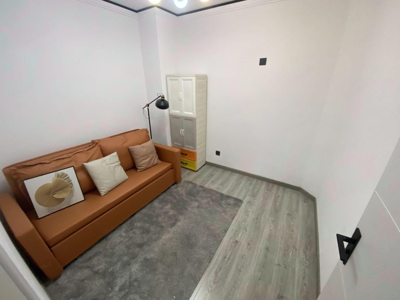 上海新都花园二手房房源图片